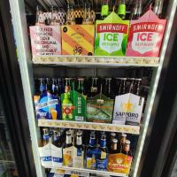 Yashi Deli & Grocery ico