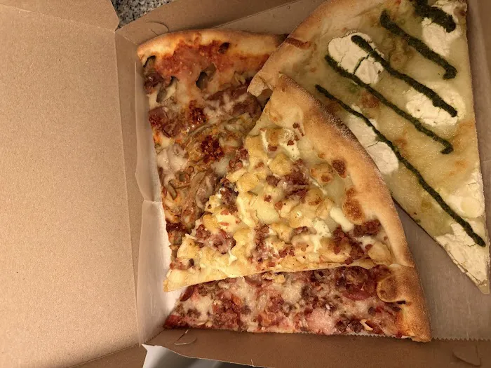 Court Square Pizza Picture 2