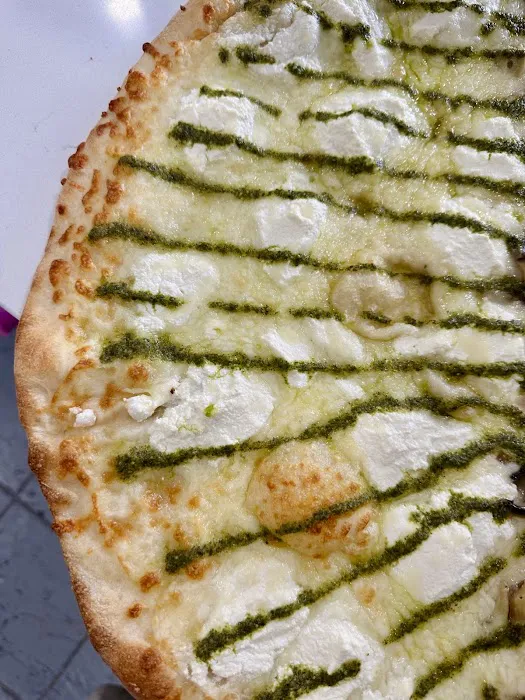 Court Square Pizza Picture 8