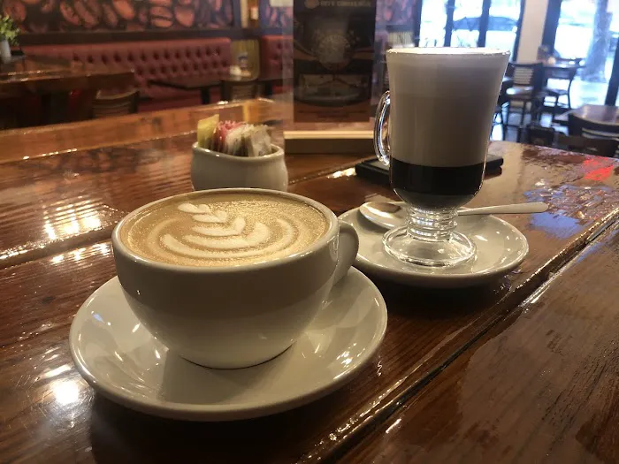 City Coffee & Bar Picture 3