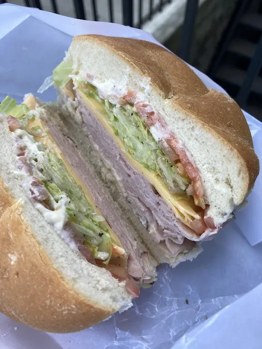 194 Manhattan Deli Picture 10