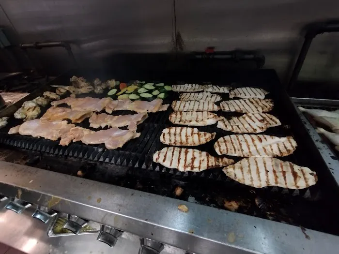 Chirping Chicken- now (CHICKEN FEASTIN) Picture 4