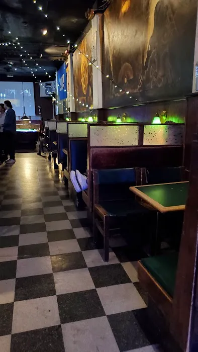 Ten Twenty Bar Picture 2