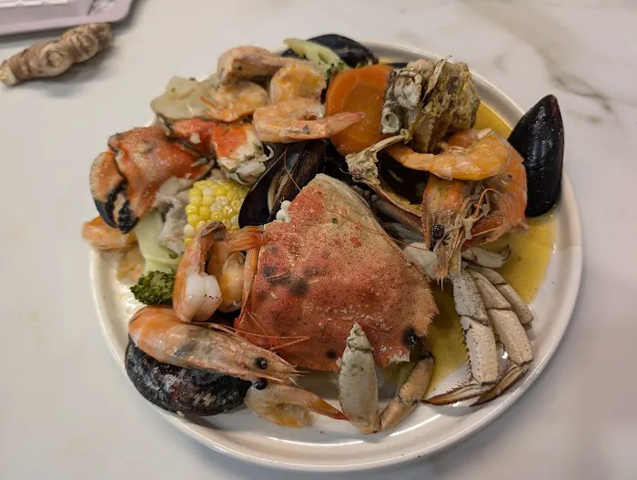 AB Fish Market & Food Picture 2