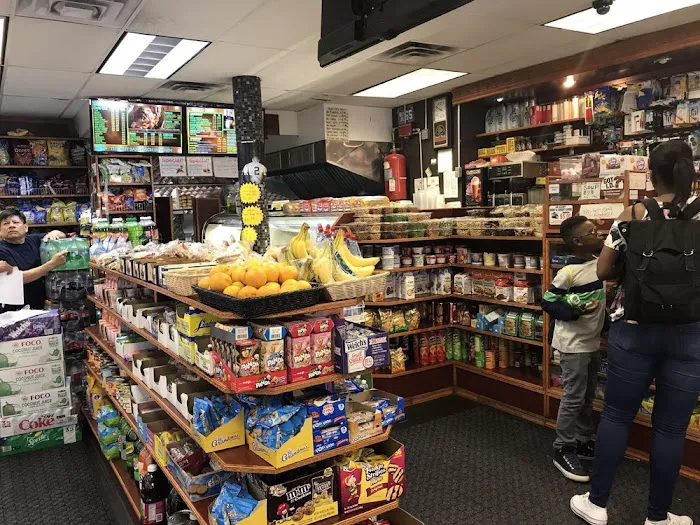 Gold Deli Picture 5