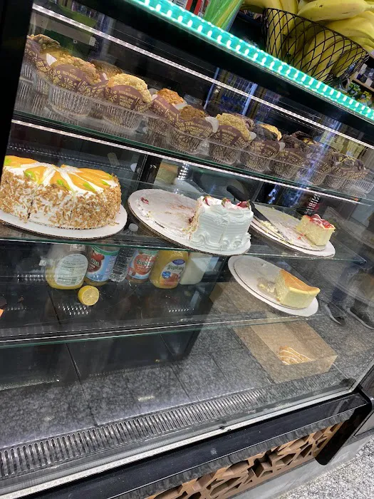 B&C Gourmet deli Picture 8