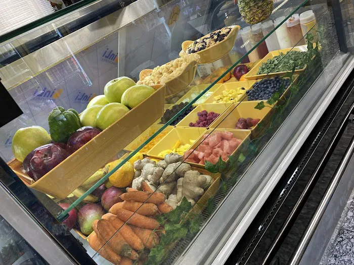 B&C Gourmet deli Picture 6