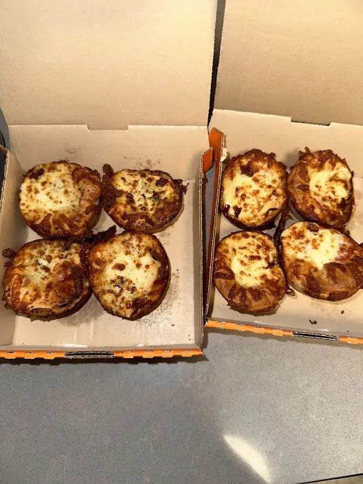 Little Caesars Pizza Picture 10