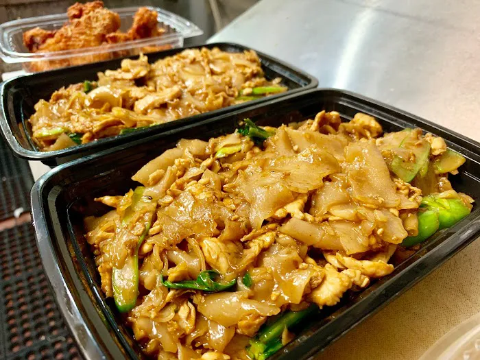 Chu Ros Thai NYC Picture 2