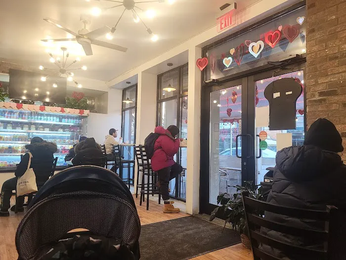 Good Eats BakeShop Picture 9