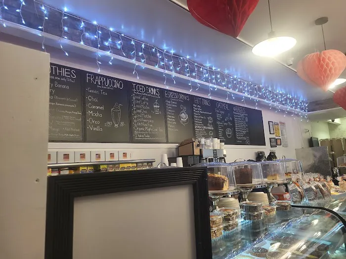 Good Eats BakeShop Picture 8