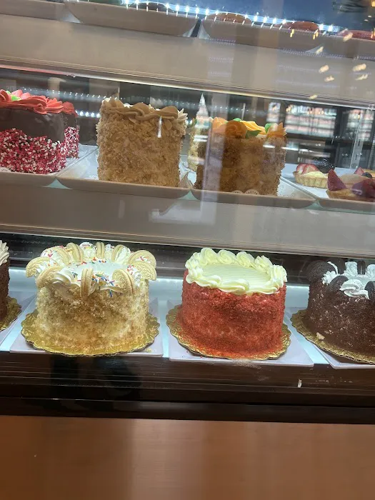 Good Eats BakeShop Picture 7