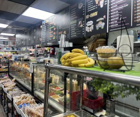 102 Family Organic Deli