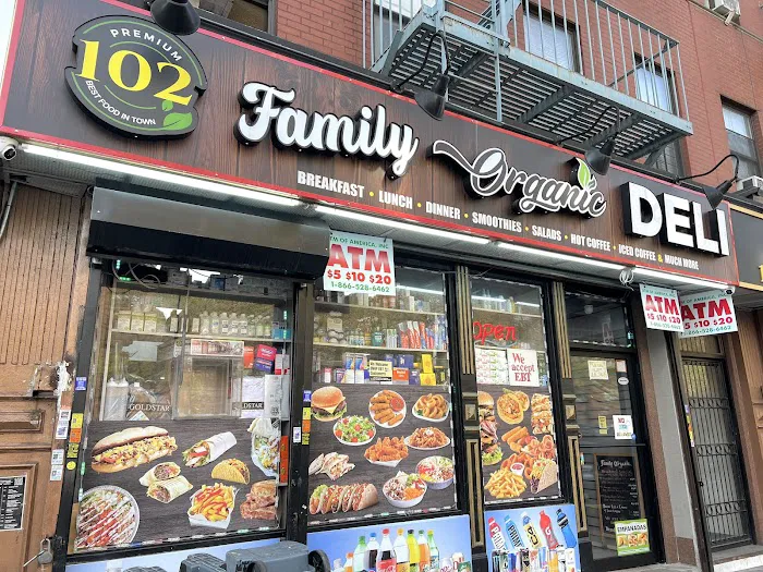 102 Family Organic Deli Picture 5