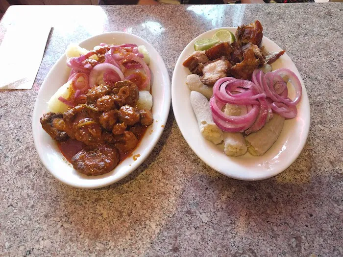 Lechonera Tropical & Grill Picture 2