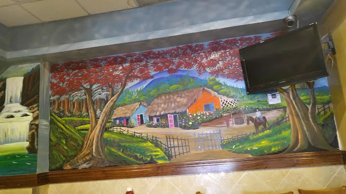 Lechonera Tropical & Grill Picture 5