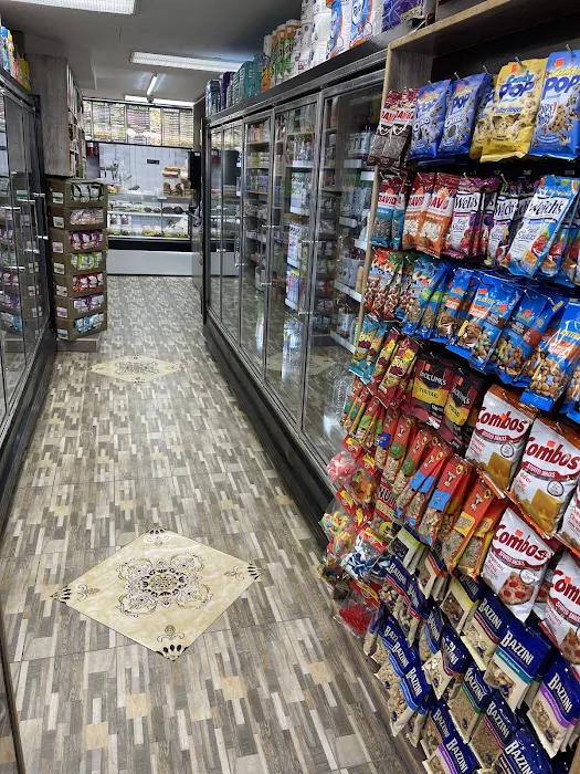 Naz Deli Picture 7