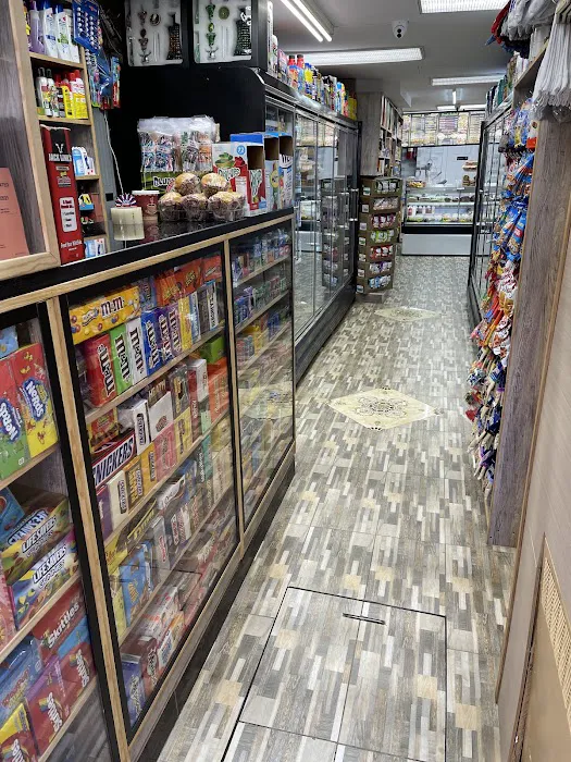 Naz Deli Picture 10