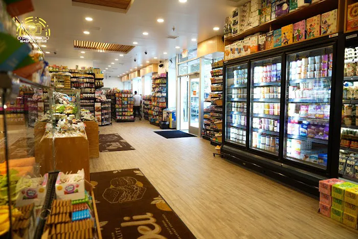 Metro market place Picture 4