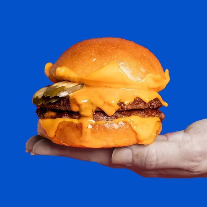 SAINT LOUIE SMASHBURGER Picture 1