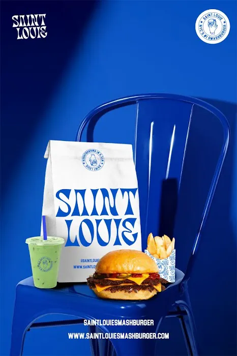 SAINT LOUIE SMASHBURGER Picture 6