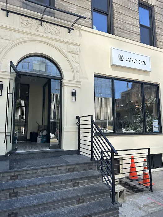 Lately Café/Bistro/Bar Picture 7