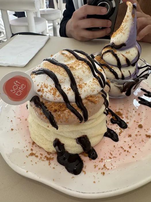 Softbite | Soufflé Pancakes Picture 6