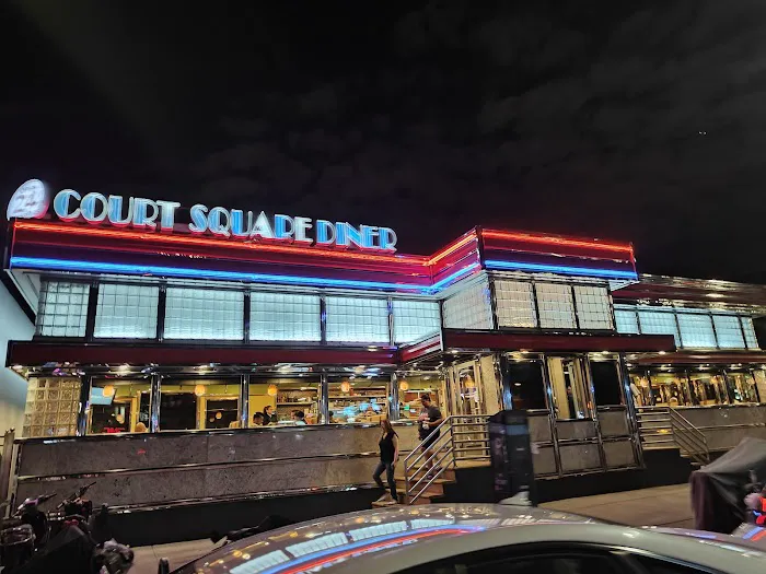 Court Square Diner Picture 1