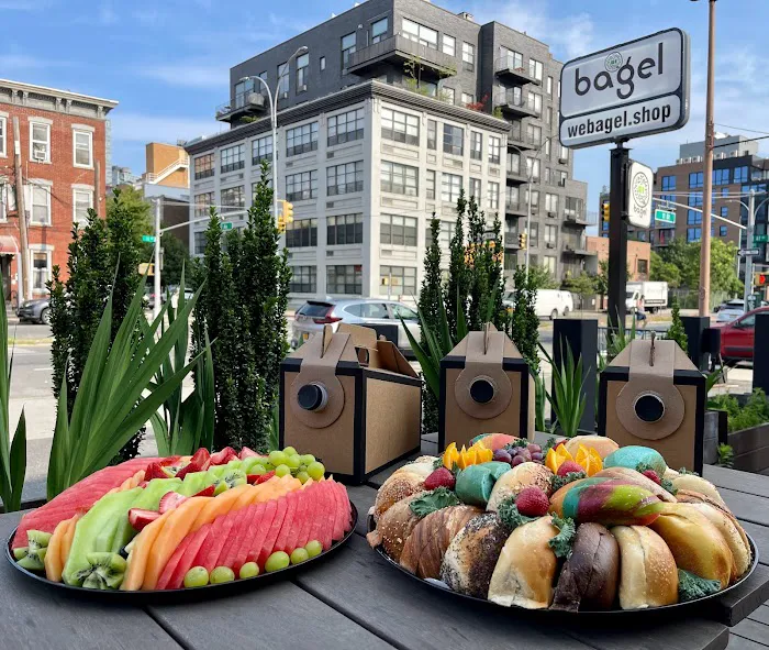 We Bagel & Lunch Picture 8