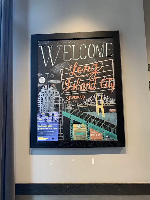 Starbucks Picture 1