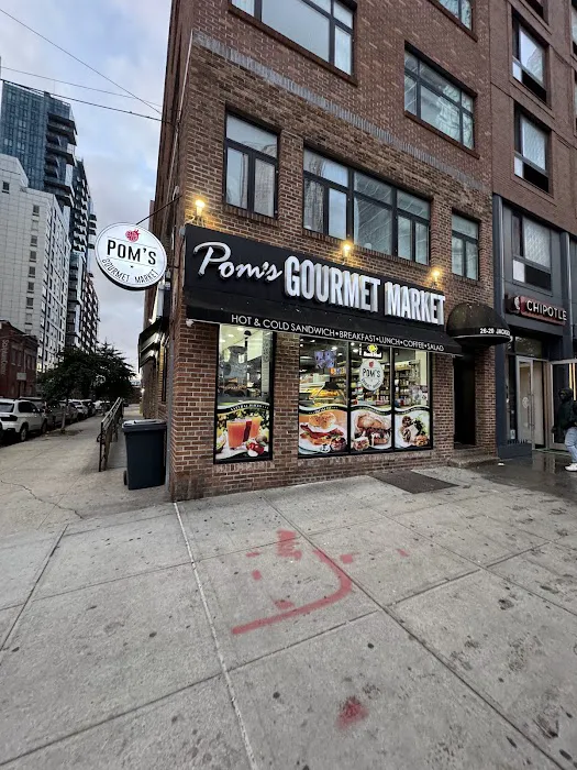 Pom's Gourmet Market Picture 6