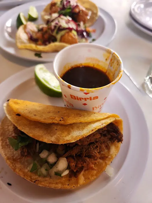 Tacombi - Long Island City Picture 1