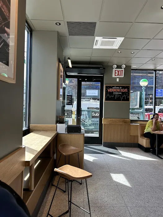 Starbucks Picture 1