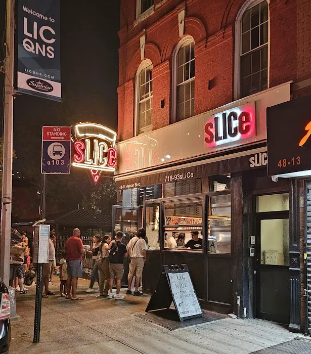 sLICe LIC Pizzeria Picture 7