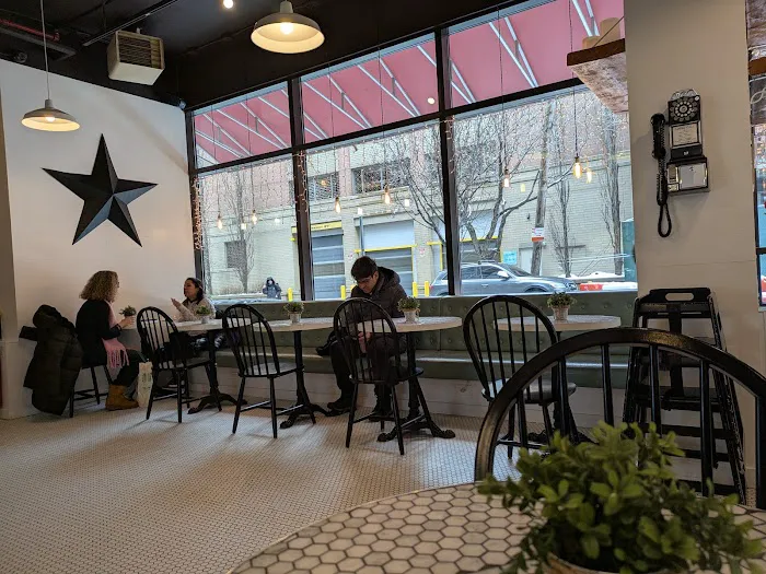 Black Star Bakery&Cafe Picture 2