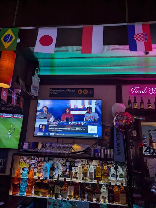 First Stop Bar & Grill Picture 9