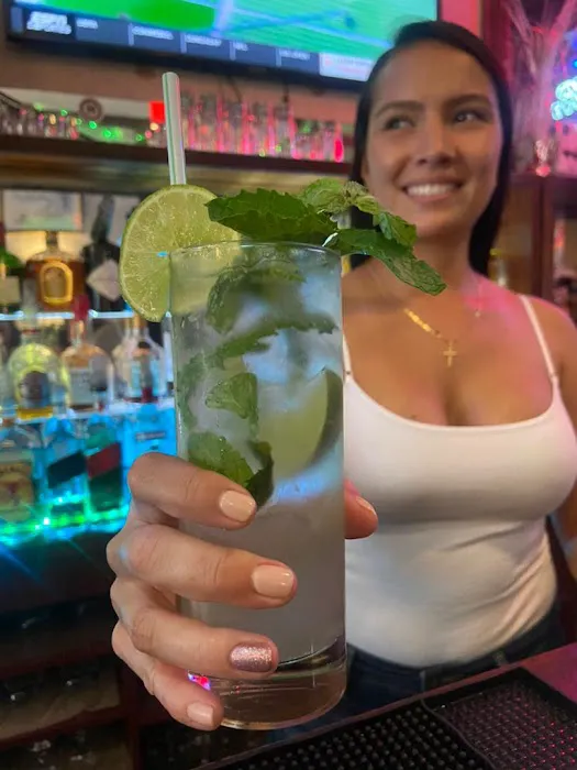 First Stop Bar & Grill Picture 2