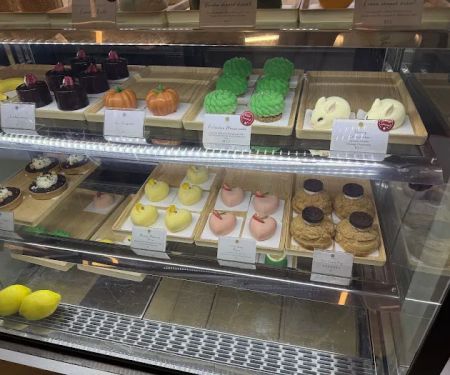 AnnTremet Cake LIC