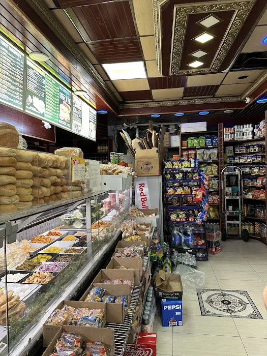Plaza Express Deli Picture 10