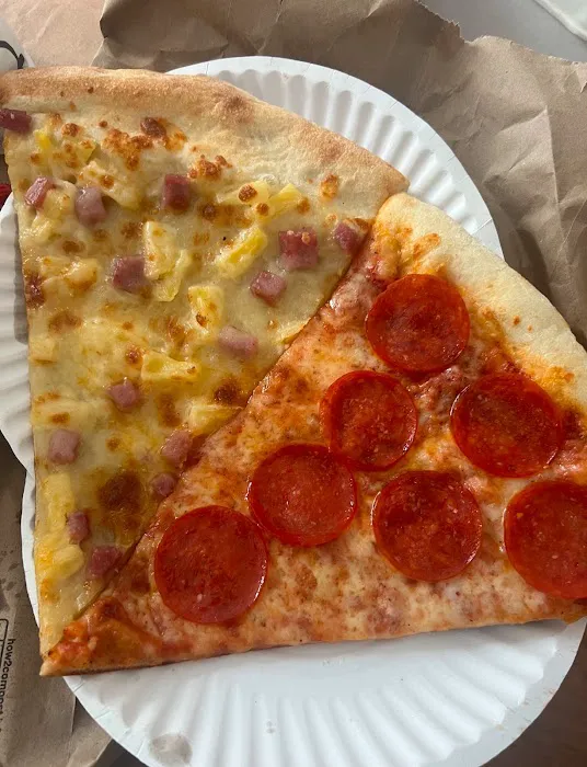 GoodFellas Pizzeria of L.I.C. Picture 4