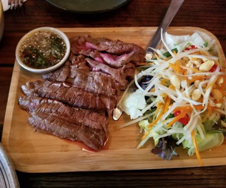 Ros Niyom Thai Restaurant