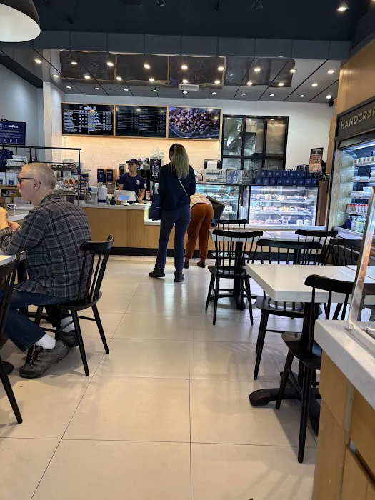 Paris Baguette Picture 2