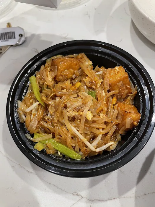 Living Thai Cuisine Picture 2