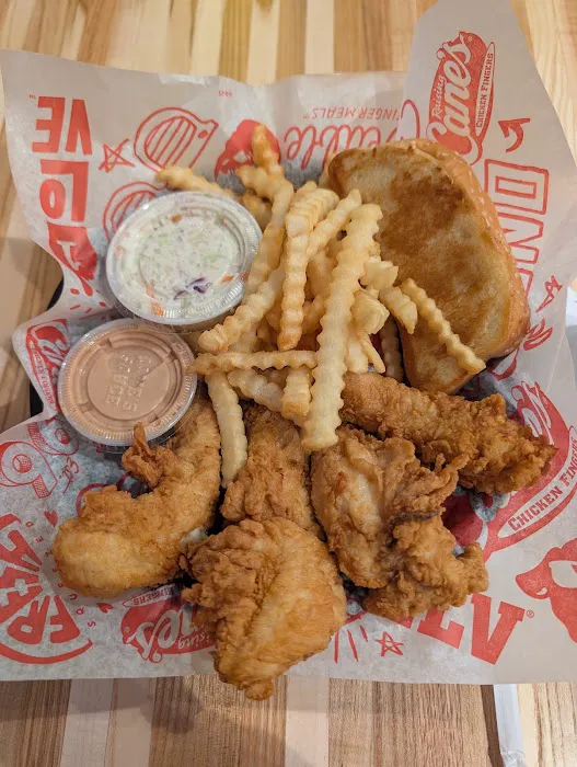 Raising Cane's Chicken Fingers Picture 10