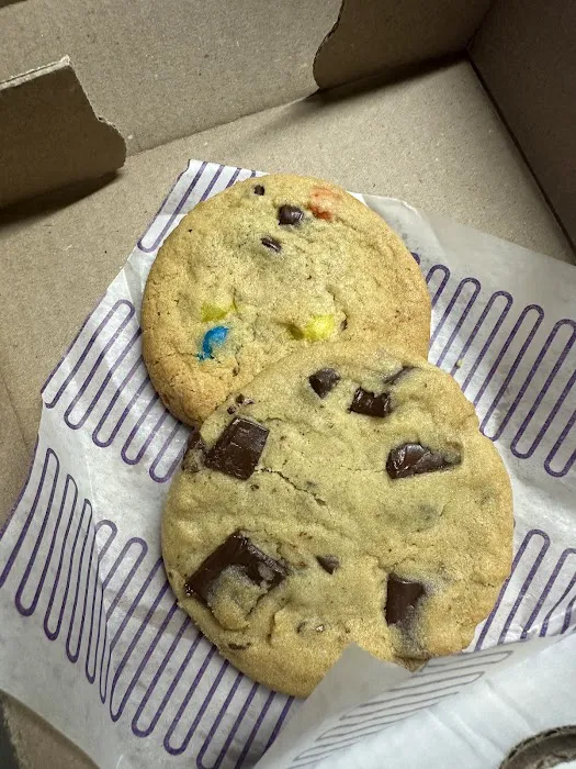 Insomnia Cookies Picture 7