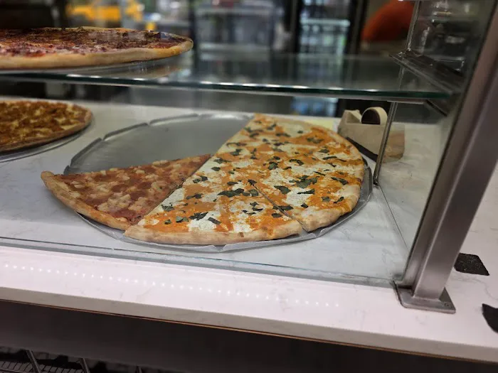 Koronet Pizza Picture 3