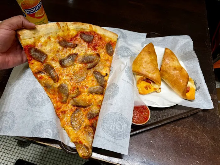 Koronet Pizza Picture 8