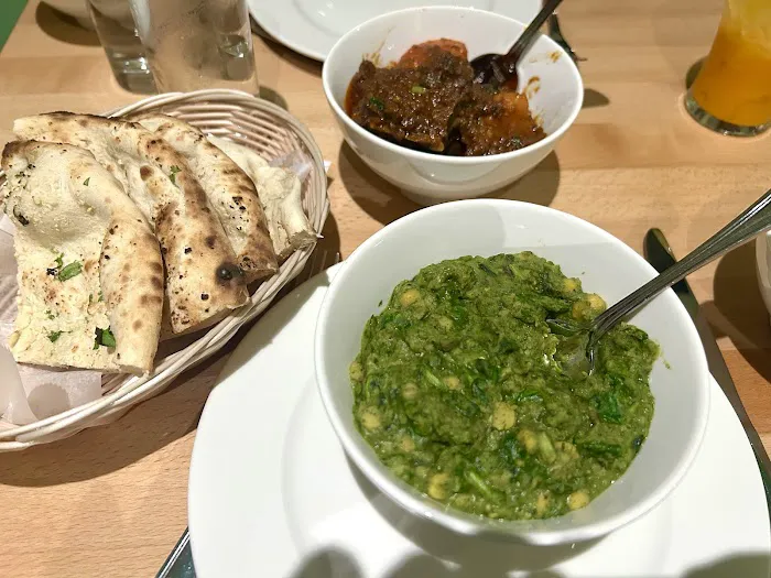 Mustard Indian Eatery Picture 3