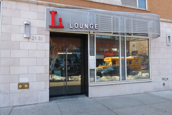 L Bar & Lounge Picture 6