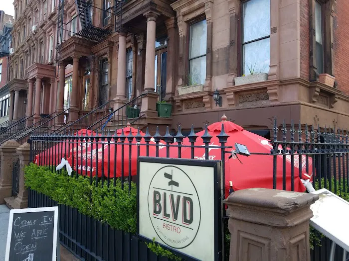 BLVD Bistro NY Picture 9